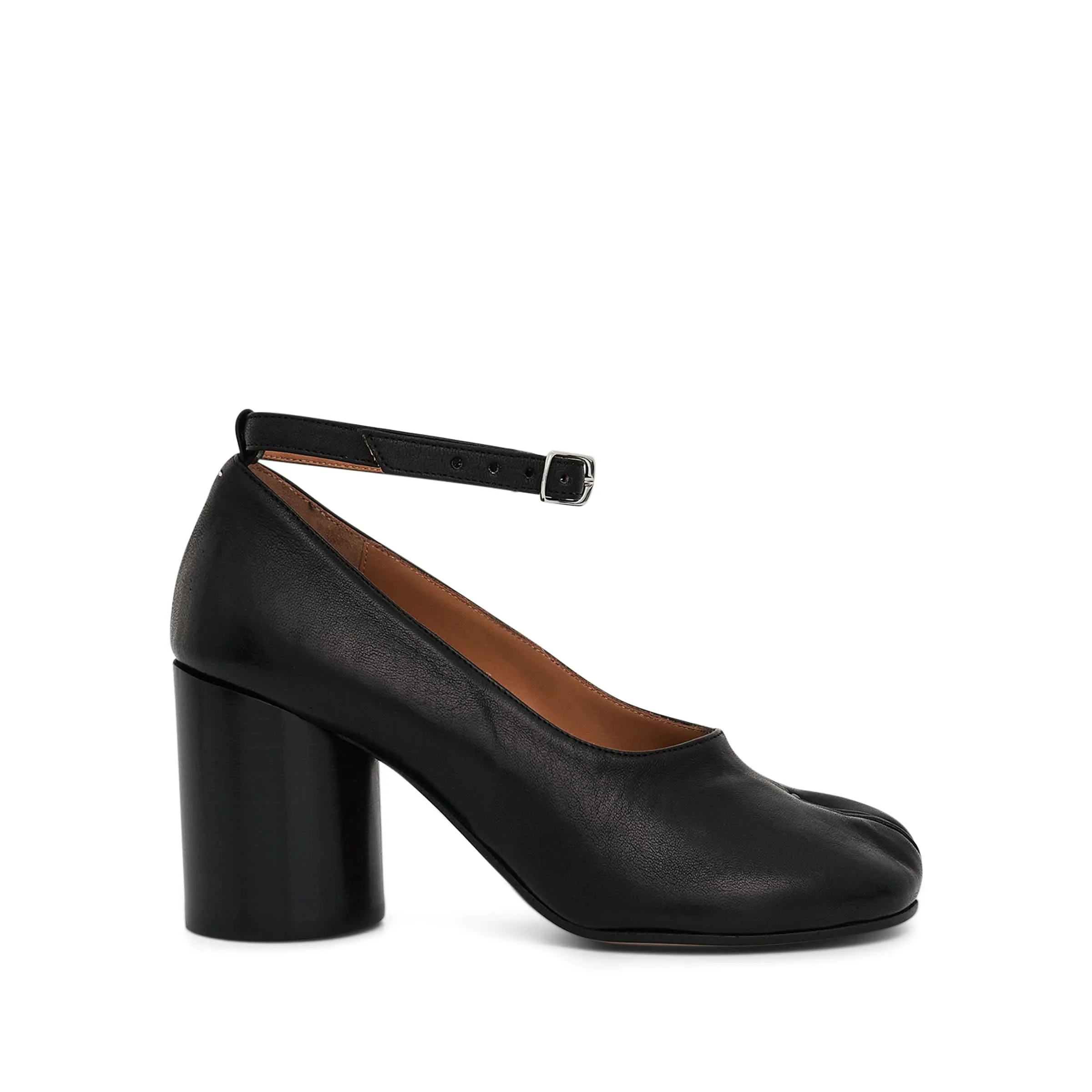 Tabi 8cm Heel Pumps in Black